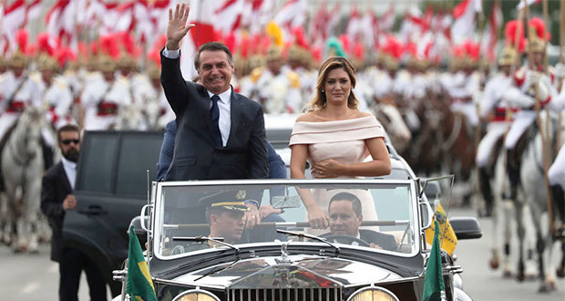 El ultraderechista Bolsonaro jura como nuevo presidente de Brasil