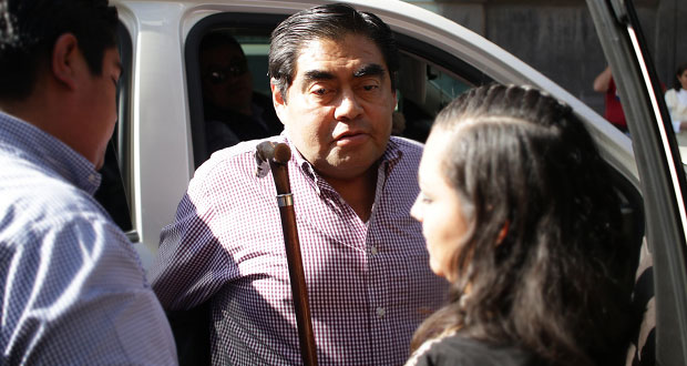 No es momento para hablar de la candidatura, señala Barbosa