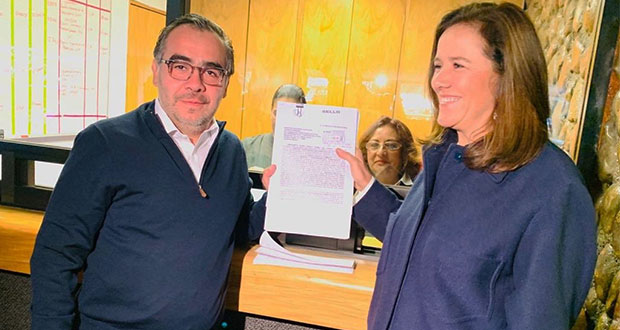 Zavala y Calderón emprenden registro de su partido político