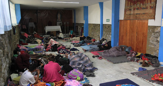 Sin incidentes, finaliza paso de caravana migrante por Puebla: SGG