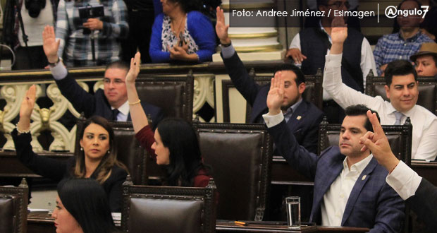 PAN desiste de encabezar gobierno interino y avala perfil ciudadano