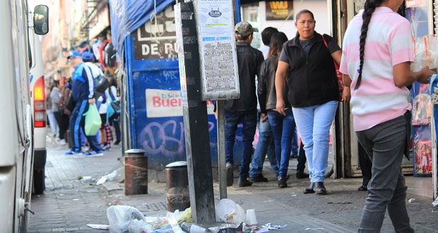 Basura y ambulantes en CH, quejas de turistas que visitaron Puebla