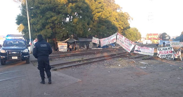 Michoacán acepta pagar a maestros tras 9 días de bloqueo ferroviario