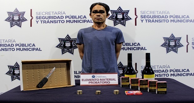 Detienen a supuesto asaltante de Oxxo en Puebla capital