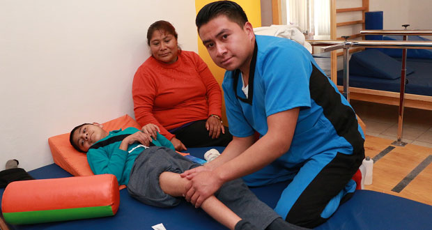 DIF inaugura remodelación de centro de rehabilitación en Tepeaca