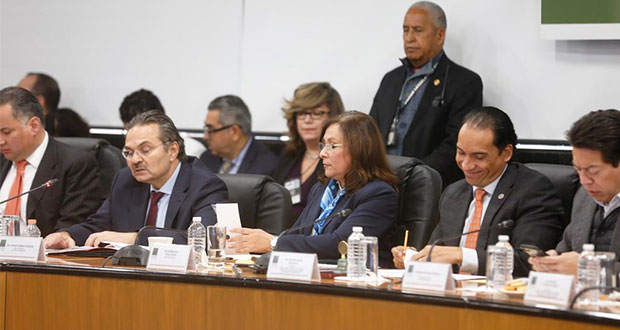 Cerrar ductos contra huachicol es cumplir con ley: Pemex en Congreso