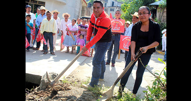 Inicia entubamiento de barranca en cabecera municipal de Camocuautla