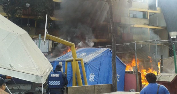 Desdicha no deja a afectados del 19S: se incendia campamento en CDMX