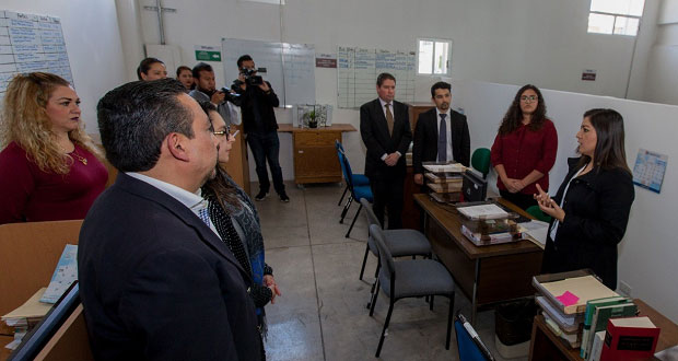 Abren instalaciones de Dirección Jurídica en DIF de Puebla capital