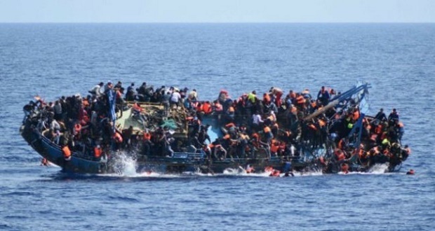 Naufragio en Libia deja al menos 100 desaparecidos y tres muertes