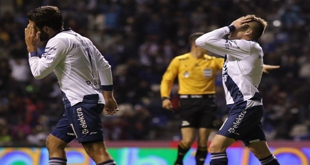 Club Puebla sigue sin ganar; iguala 1-1 en casa ante Santos
