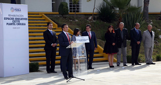 SEP entrega rehabilitación de Cecyte plantel Cholula tras sismo