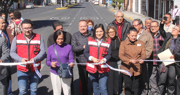 Comuna poblana entrega rehabilitación de la avenida 15 de Mayo