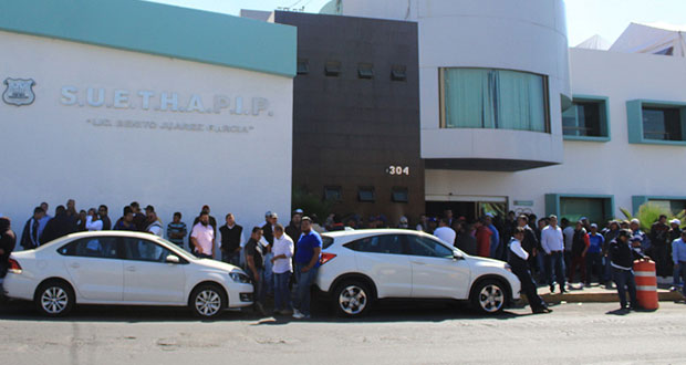 Comuna no puede intervenir en conflicto sindical; es tema interno