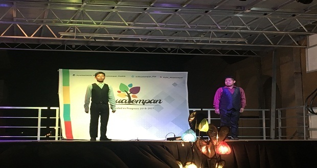 Ahuatempan exhorta a jóvenes a apoyar financiamiento de feria