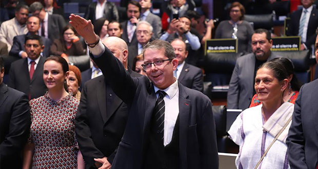 Ante Senado, Villamil asume como titular de radiodifusión pública