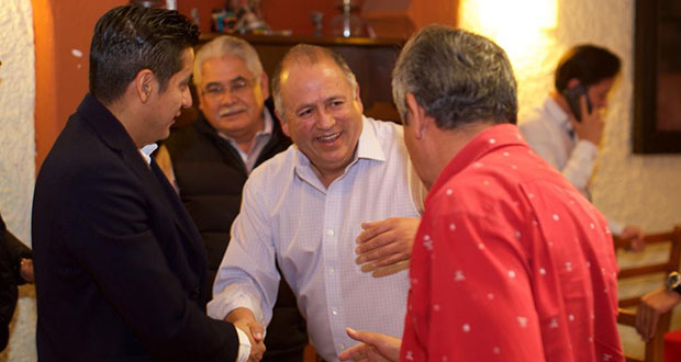 Lorenzo Rivera mantiene acercamiento con PRI de Puebla