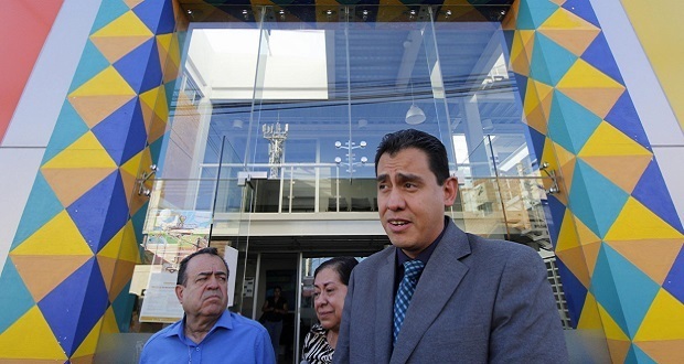 Aseguradora planta a padres de Emmanuel Vara y evade indemnizar