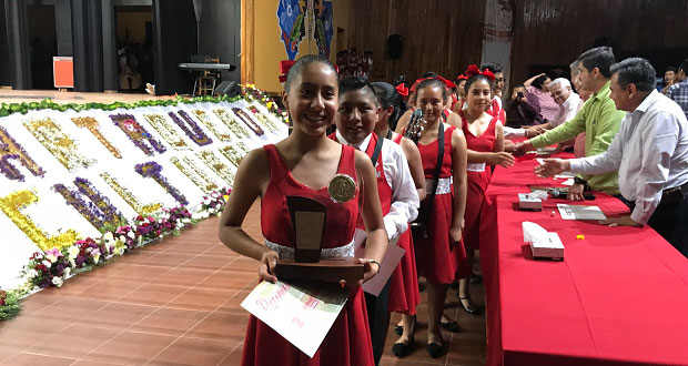 Rondalla de alumnos atlixquenses gana concurso nacional de Antorcha