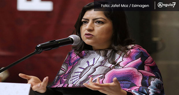 Anuncia Rivera que no asistirá a Paris, pero rechaza que sea por críticas