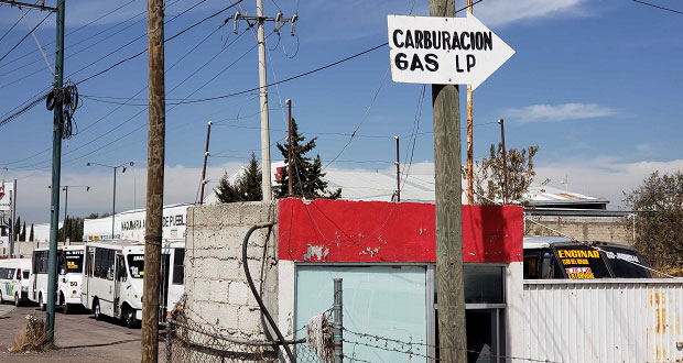 Reportan desabasto de gas LP al nororiente de la ciudad por fuga