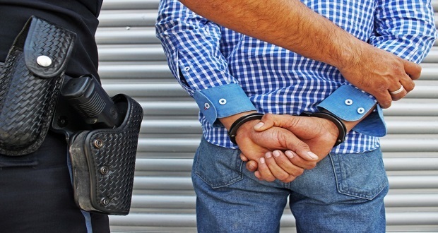 Detiene Ssptm a pareja señalada de agredir a policías municipales