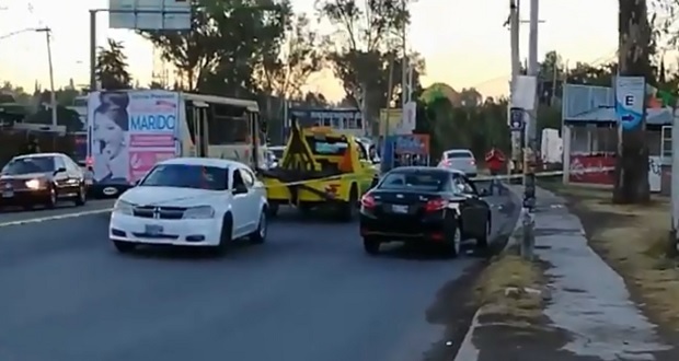 Delincuente le dispara a cómplice por forcejear con taxista en Valsequillo