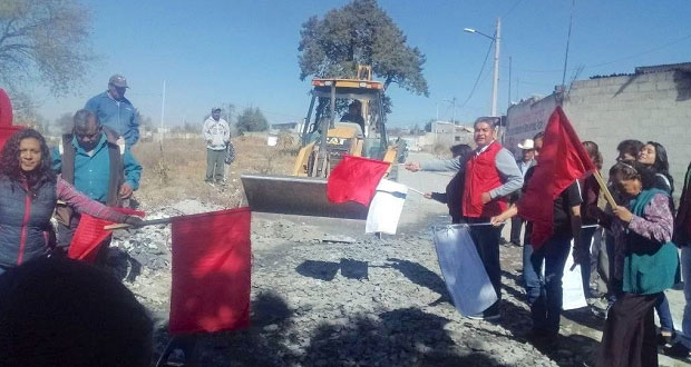 Inicia pavimentación de 19 Oriente en barrio Quecholac de El Seco