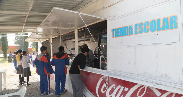 En México, 63% de la oferta de bebidas en escuelas es azucarada