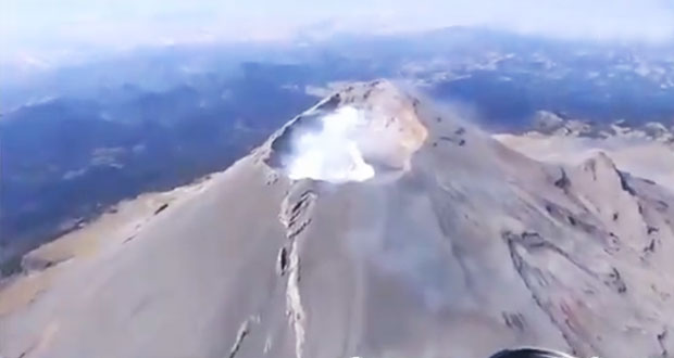 Ante fumarolas del Popocatépetl, gobierno estatal pide precaución