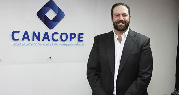 Por unanimidad, Arturo Fernández Tanús es presidente de la Canacope