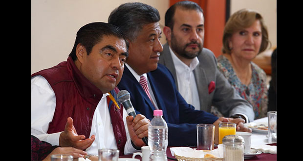 Barbosa se pronuncia por terminar privilegios para empresarios