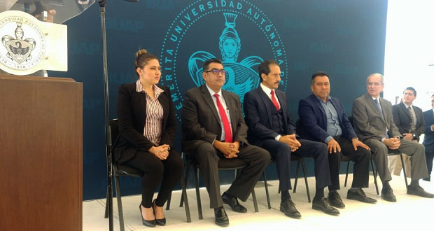 Colocan primera piedra para 10 aulas de preparatoria de BUAP de Tepeaca