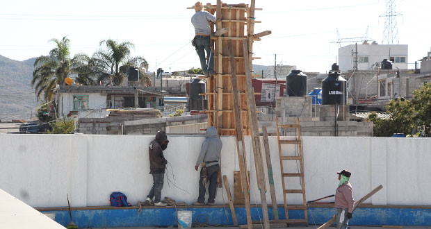 Construyen techado y remodelan el Coliseo de colonia La Chispa