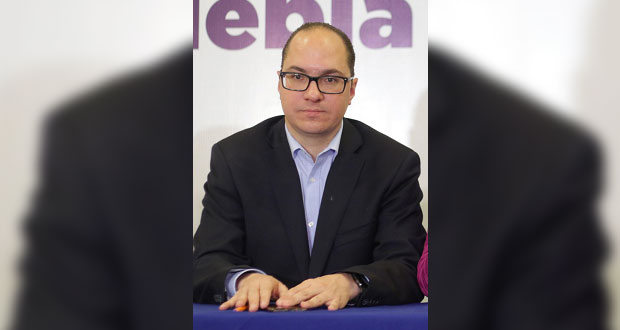 Consejero jurídico de gobierno estatal renuncia tras ser denunciado