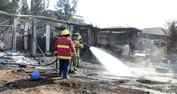Explotan polvorines en fábrica de pirotecnia en Chimalhuacán, Edomex