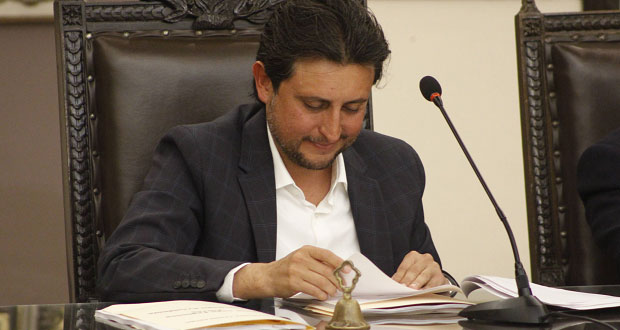 Por mayoría, aprueban iniciar procedimiento contra JJ por cuenta de 2015