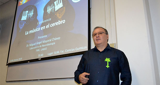 Música estimula al cerebro y retrasa su degeneración: experto en BUAP