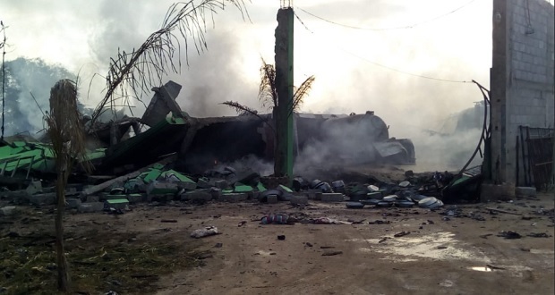 Se incendia casa en Tepeaca; presuntamente guardaba huachicol