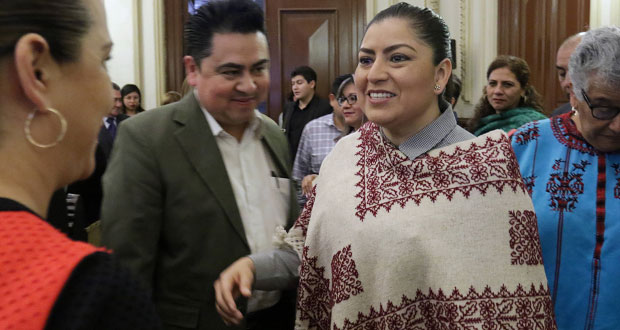 Rivera respalda a Barbosa como candidato, pero no hará campaña con él