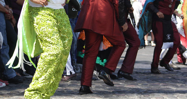 Disparan contra hombre durante baile de huehues en Balcones del Sur