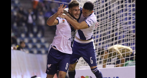 Club Puebla vence a Pumas y sueña con liguilla
