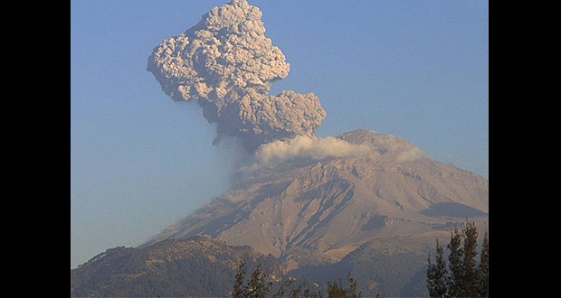 Por segunda vez en una semana, el Popocatépetl registra fuerte explosión