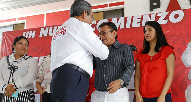 Acabar con la persecución, ofrece Jiménez en Mercado Hidalgo