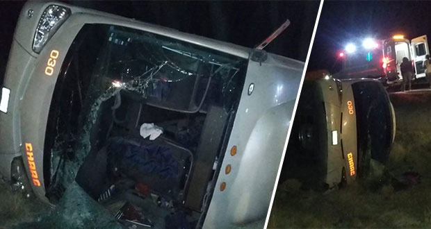En Zacatecas, volcadura de autobús deja 11 muertos y 18 heridos