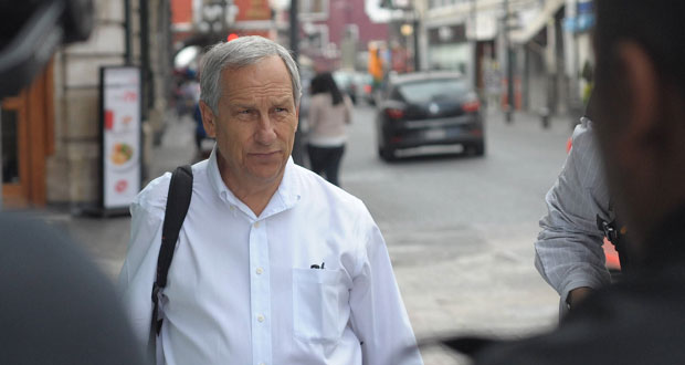 Ahora, Morena denuncia símbolos religiosos en spot de Cárdenas