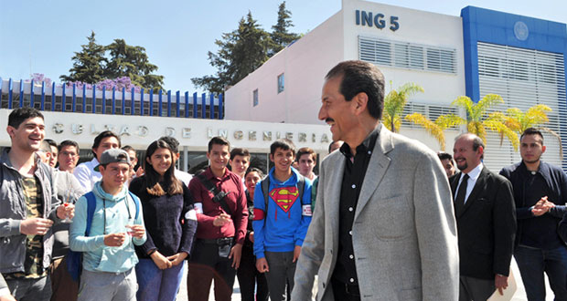 Esparza destaca internacionalización de Ingeniería de la BUAP