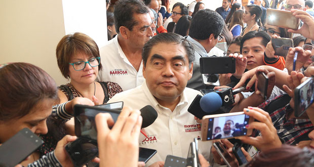 “Borrón y cuenta nueva”, señala Barbosa por apoyo del consejo taxista