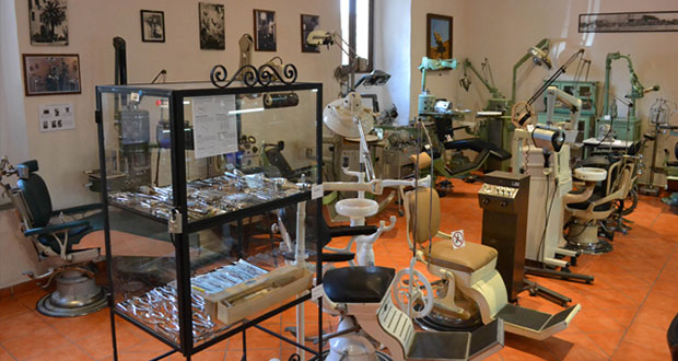 Museo de BUAP muestra la evolución de la estomatología en siglo XX