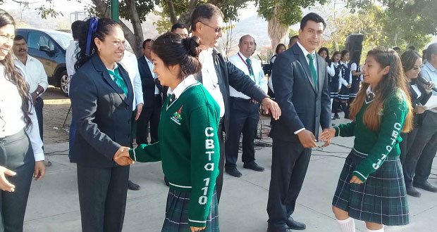 Reconocen logros de CBTA de Tecomatlán en concurso interescolar